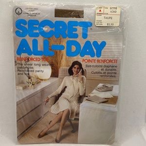 Secret All-Day Sheer Pantyhose Nylons Size A Taupe 1980’s Vintage